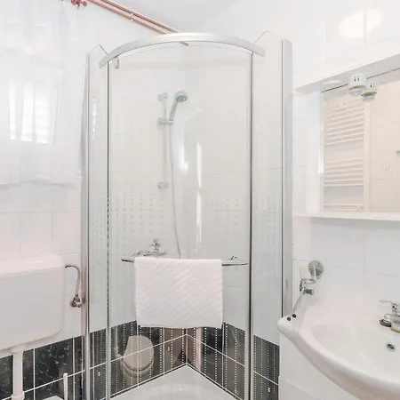 Daire Pet Friendly In Privlaka With Kitchen Privlaka (Zadar)