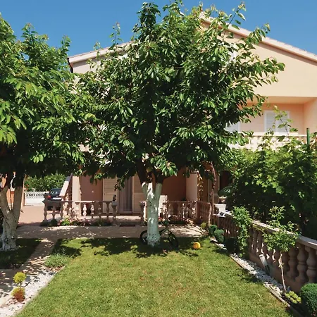 Pet Friendly In Privlaka With Kitchen Privlaka (Zadar)