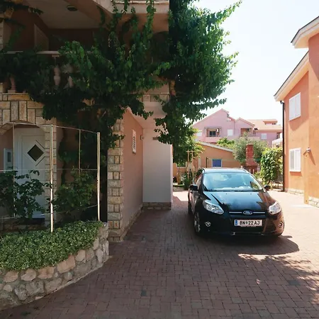 Pet Friendly In Privlaka With Kitchen Privlaka (Zadar)